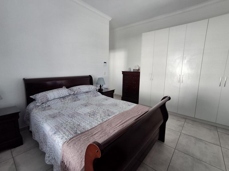 3 Bedroom Property for Sale in Sandy Point Western Cape